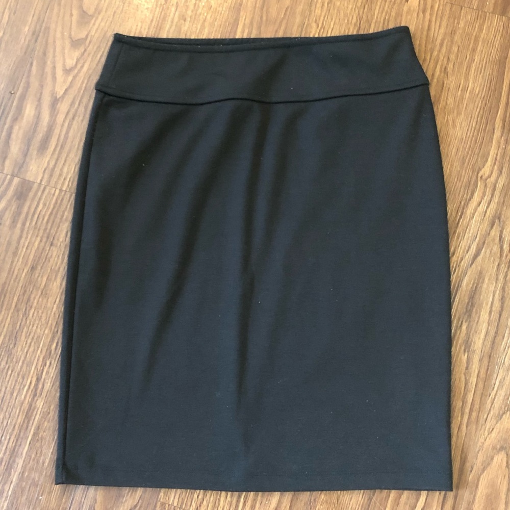Basic Pencil skirt